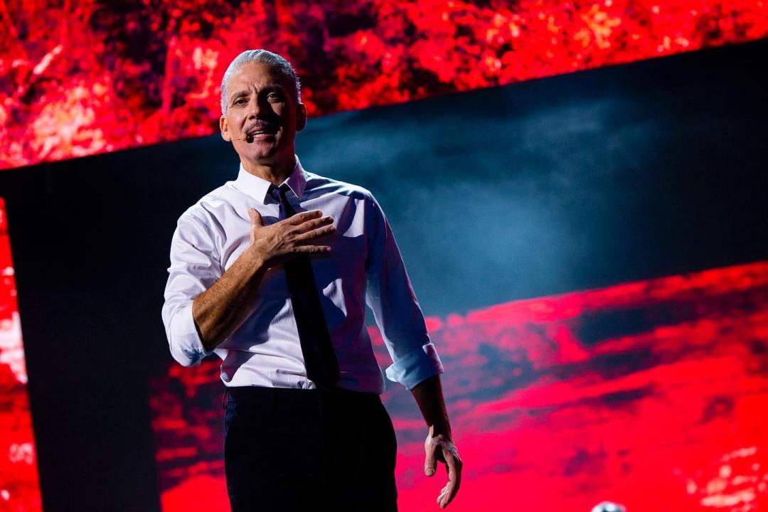 Giuseppe Fiorello criticato perchè “madrino” al Palermo Pride 2022: “Ecco cosa mi sono sentito dire”