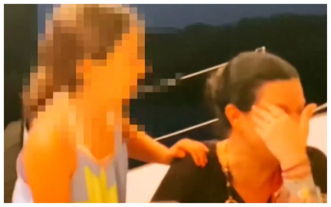 Laura Pausini si sbronza, la figlia Paola corre in suo soccorso – Video