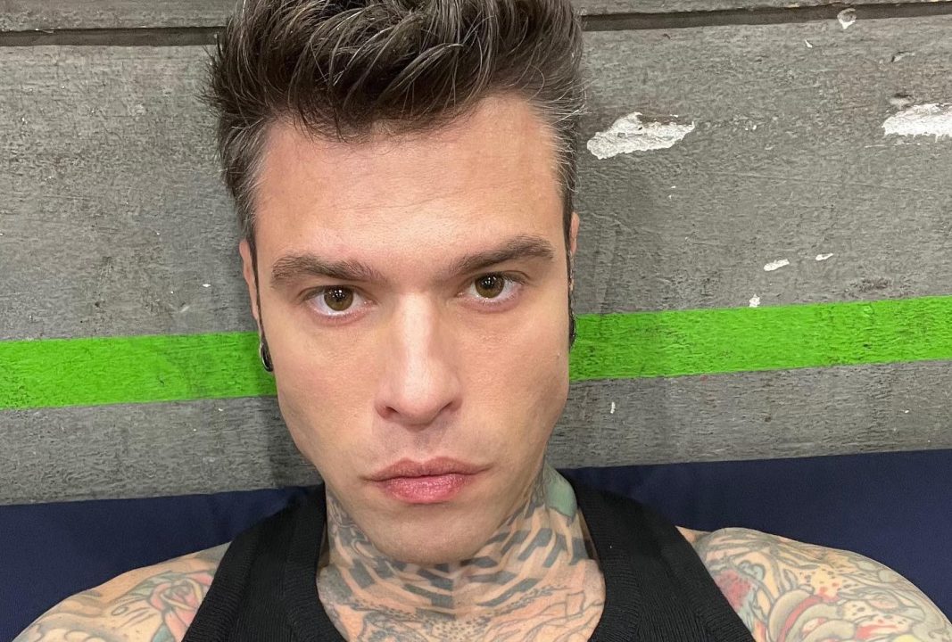 Fedez, com’è andata la visita di controllo: l’esito della risonanza