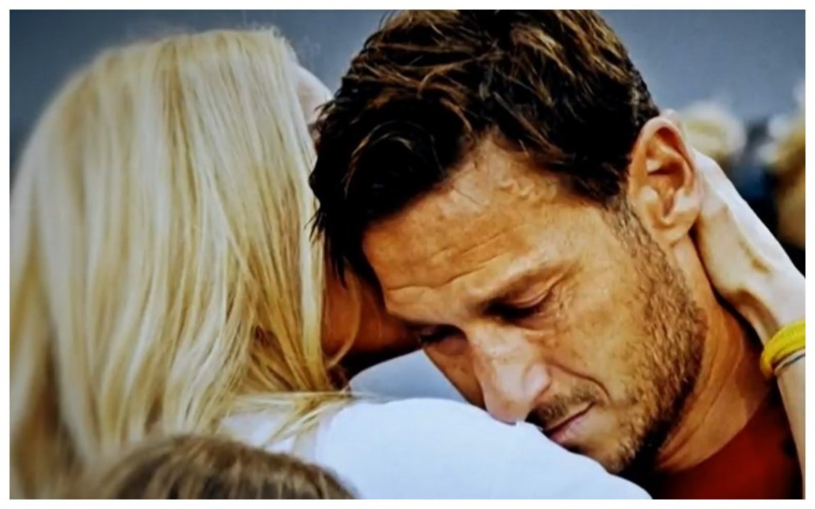 Ilary Blasi porta Francesco Totti in tribunale per riavere le sue borse