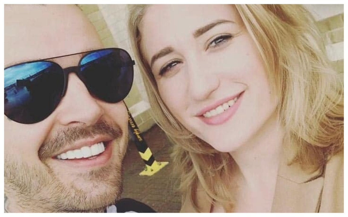 Lasciò moglie e figlie per scappare con una profuga ucraina: è già finita