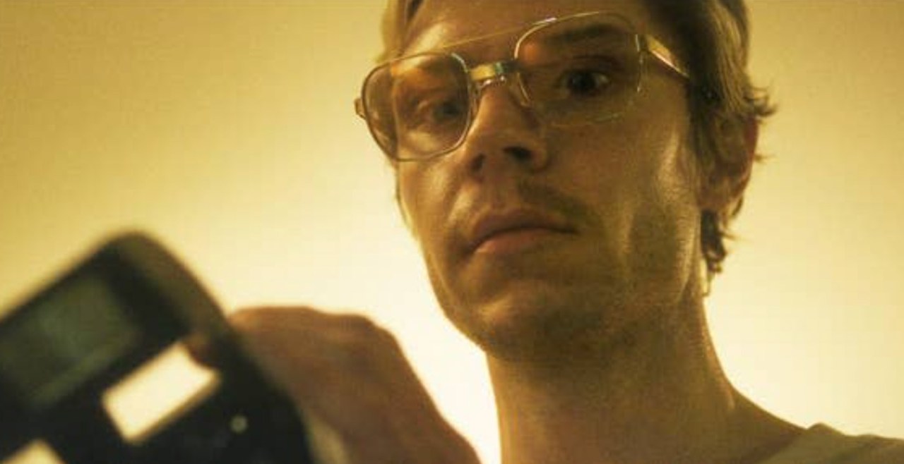 Jeffrey Dahmer, cosa si nasconde dietro un serial killer: la storia che ha ispirato la serie Netflix