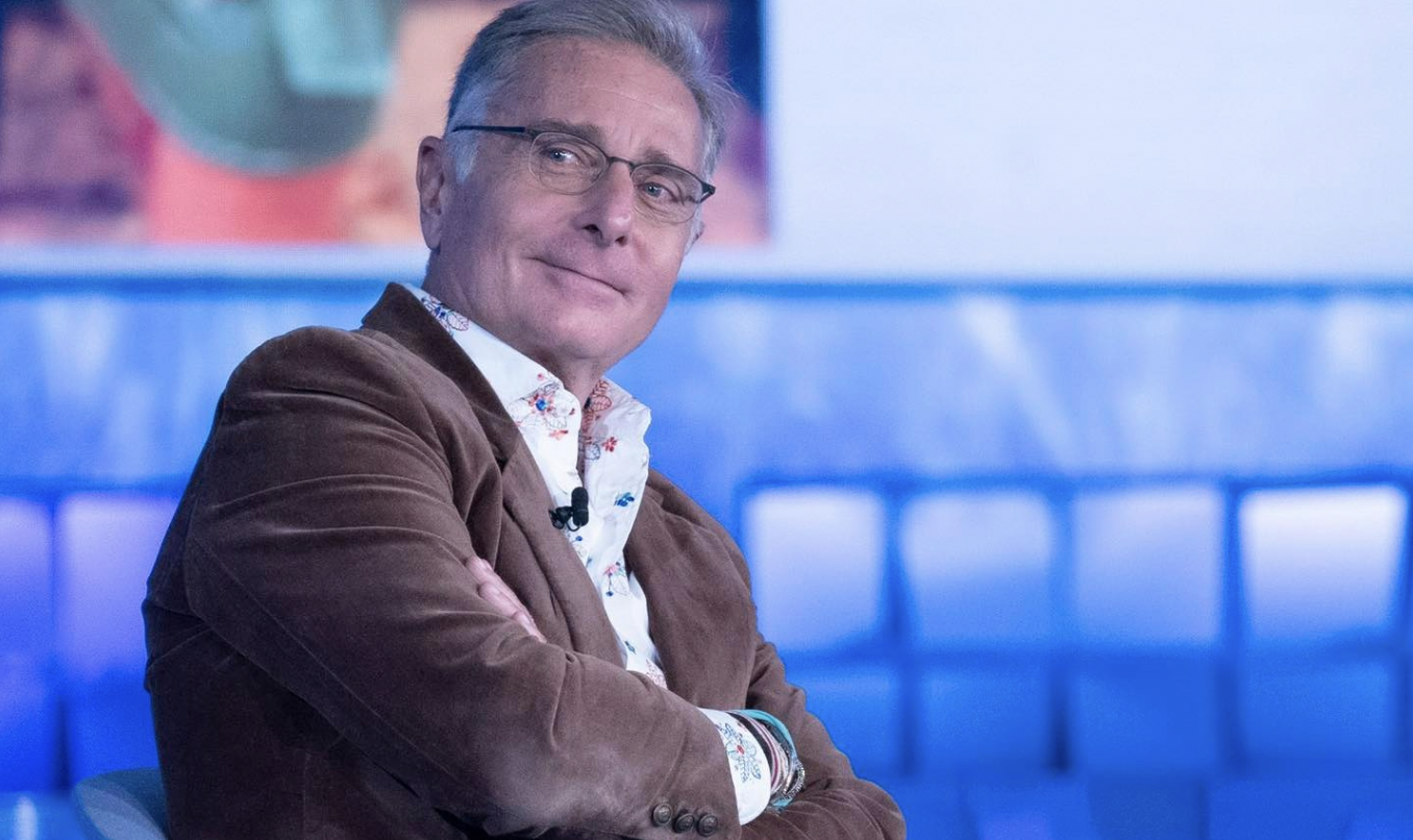 Paolo Bonolis a “Verissimo”: “Con Sonia ci vogliamo bene ma è un tema delicato”