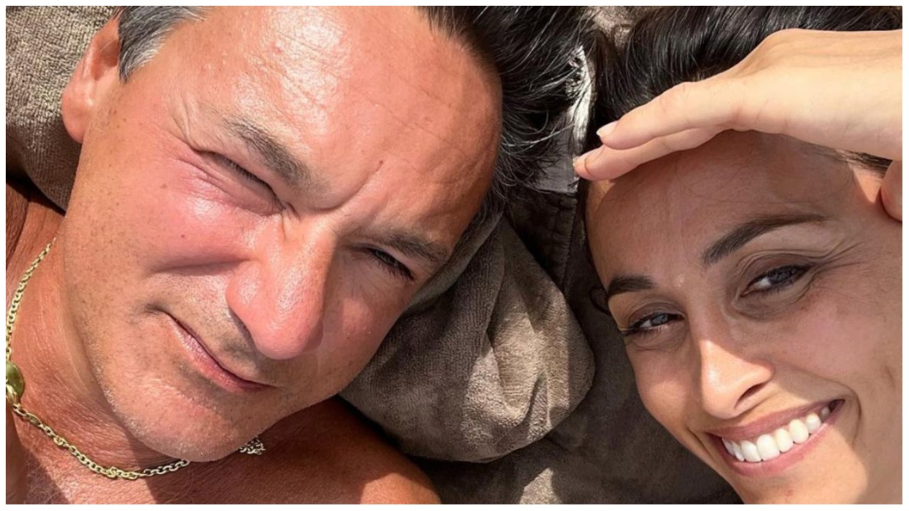 Benedetta Parodi e Fabio Caressa sposati da 23 anni: “Il segreto? Mai stare in pigiama”