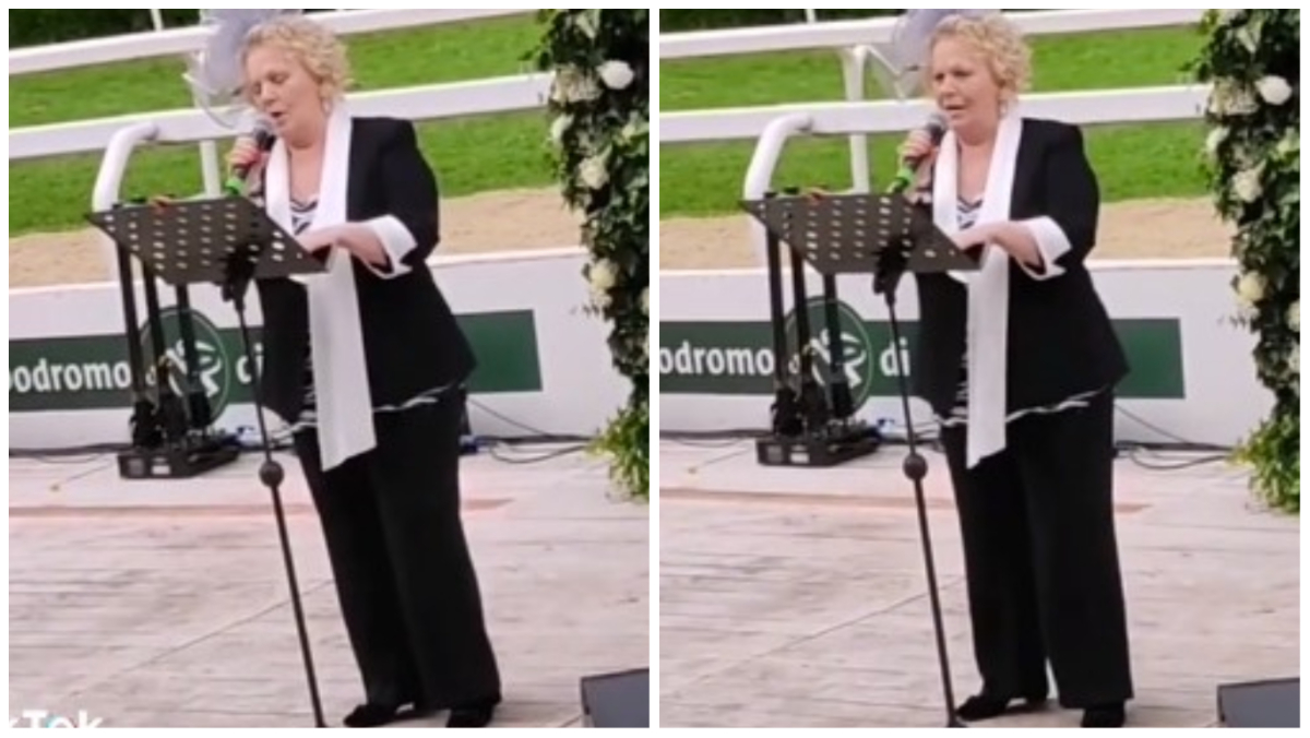 Katia Ricciarelli canta “Caruso” e prende una stecca – Video