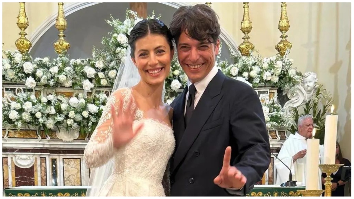 Alessandra Mastronardi ha sposato il suo primo amore a Capri – Foto