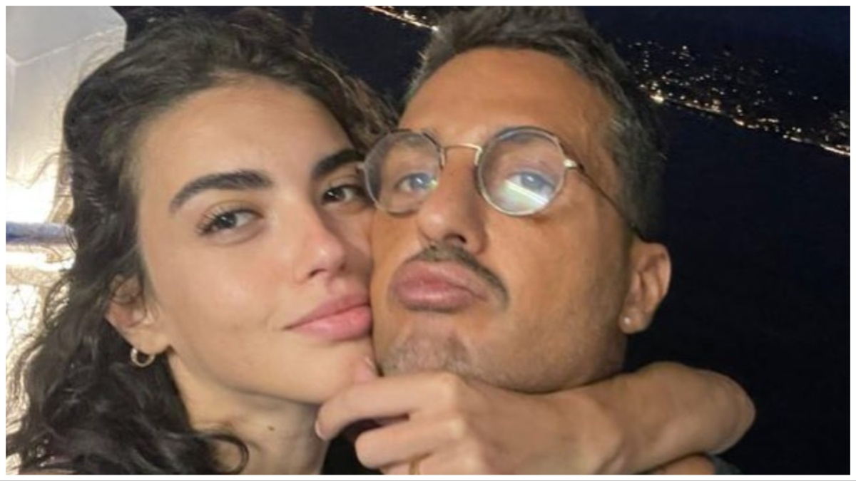 Fabrizio Corona padre a 50 anni: “Spero che sia femmina, vorrei chiamarla Dea Vittoria”