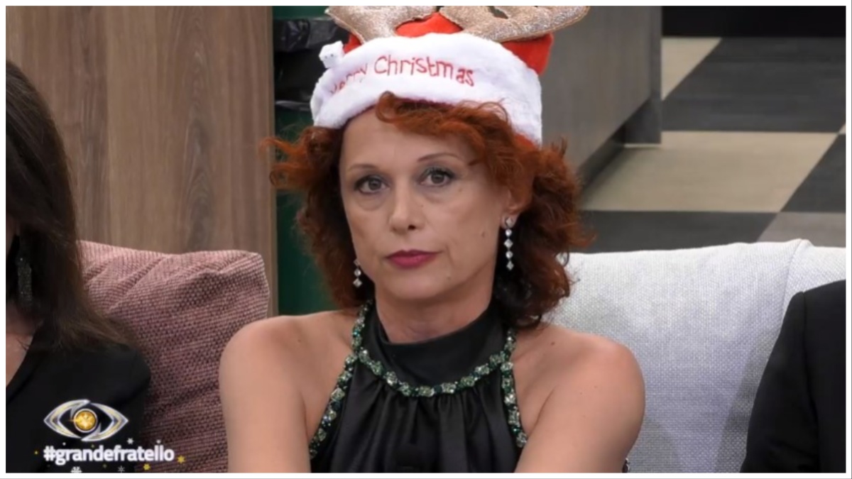 “Grande Fratello”, niente squalifica per Varrese dopo le frasi choc su Beatrice Luzzi