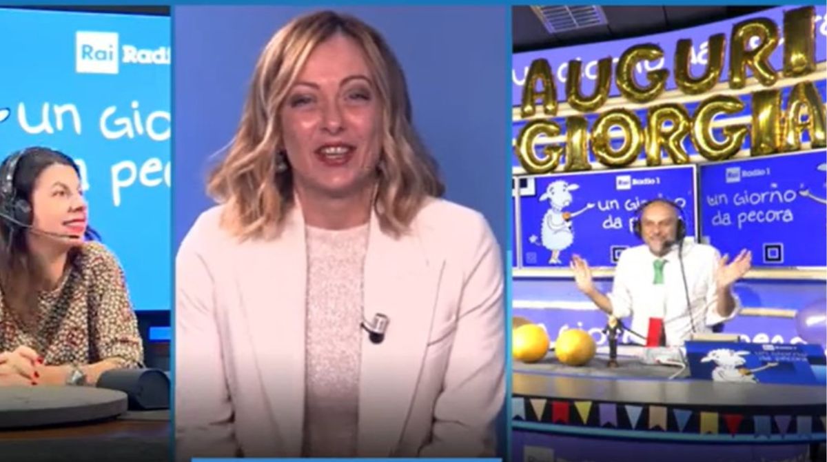Giorgia Meloni festeggia 47 anni in diretta radio: “Che regalo vorrei ricevere? Dormire”