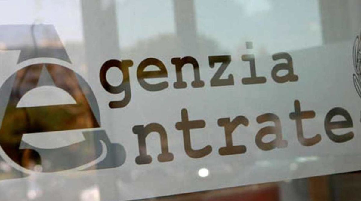 Bimba di un anno riceve una cartella dell’Agenzia dell’Entrate: “Non ha pagato la Tari”