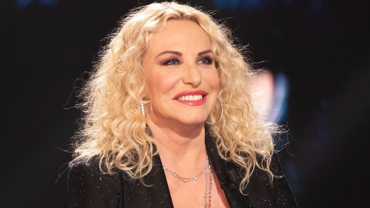 Antonella Clerici: “Ligabue ha detto che ‘sapevo di sugo’. Barbara D’Urso mi ha fatto una belvata”