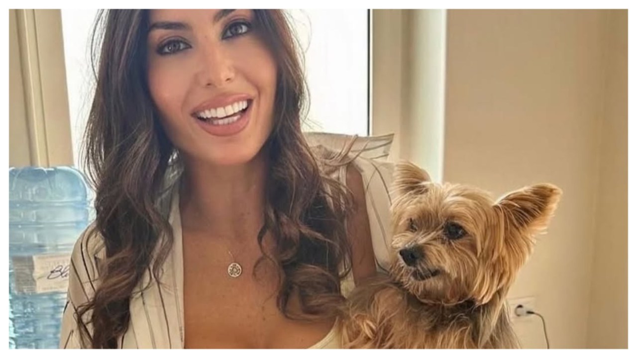 Elisabetta Gregoraci, morta la cagnolina Diva: “17 anni insieme”